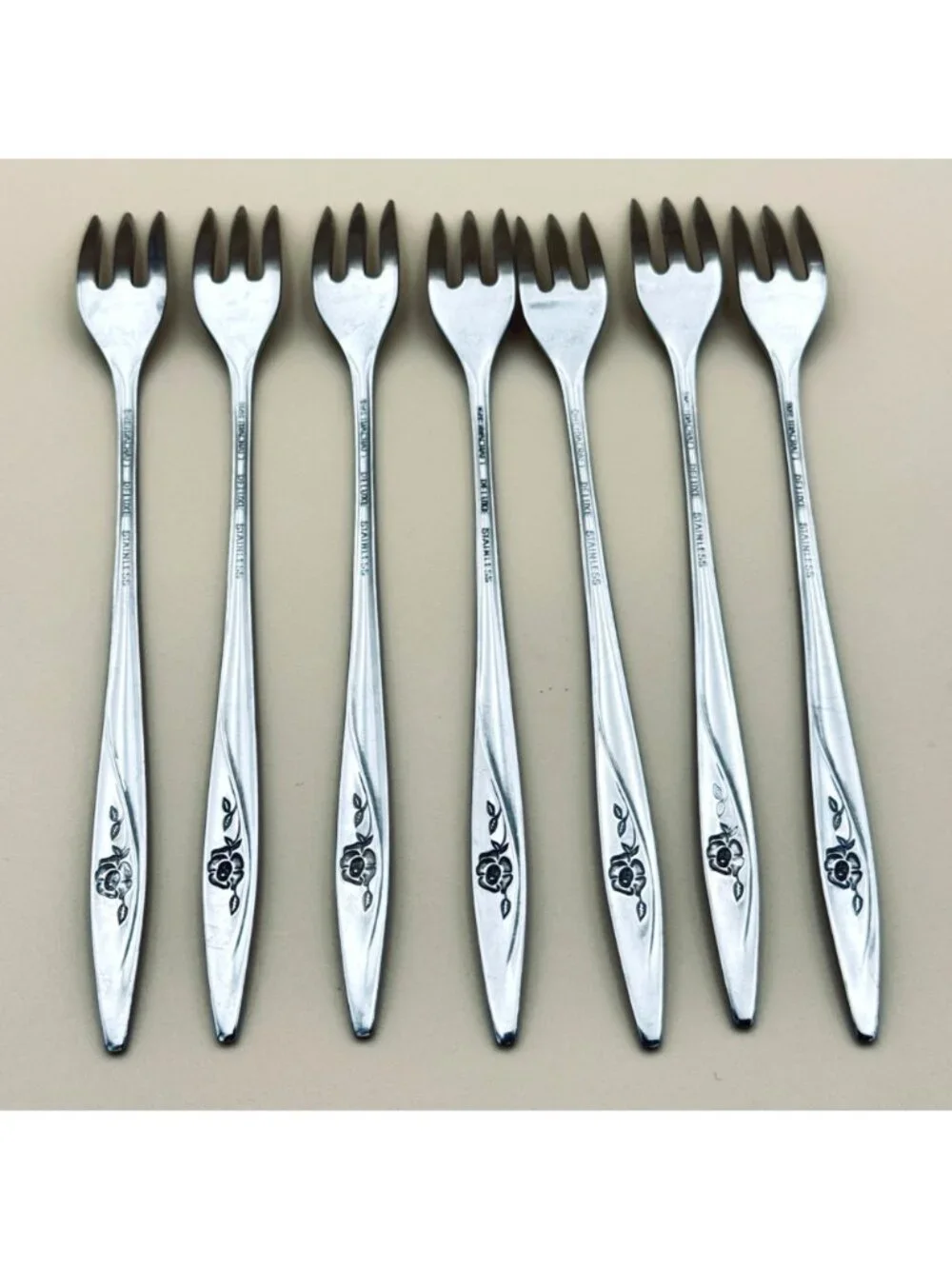 7 - Oneidacraft Oneida Deluxe LASTING ROSE Cocktail Seafood Forks Stainless Stee